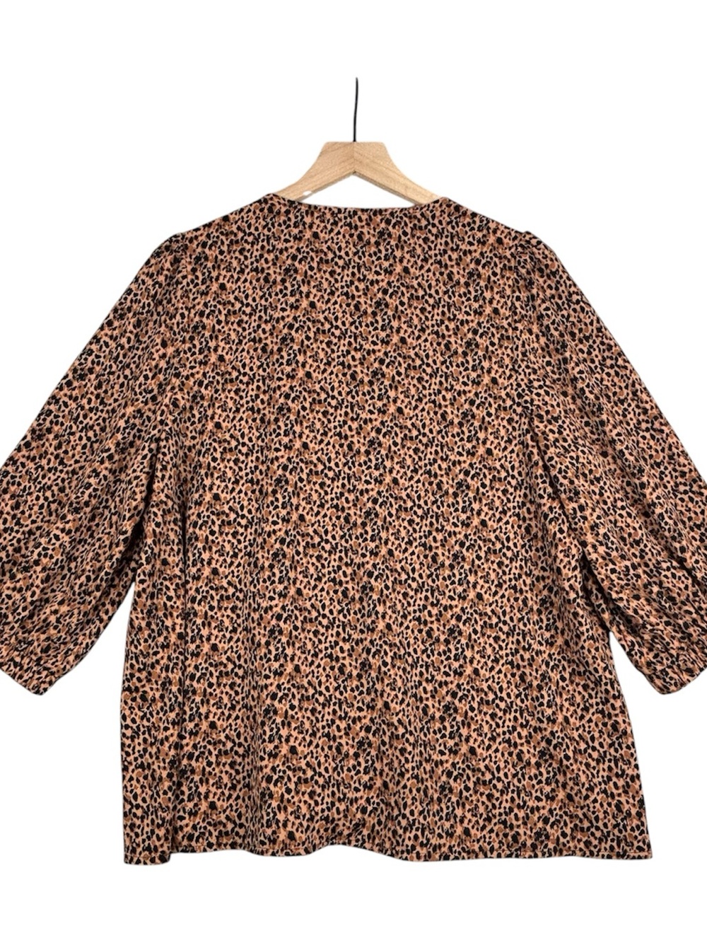 Tuckernuck Pomander Place Top Womens XL Brown Leopard Print V-Neck - Picture 2 of 10
